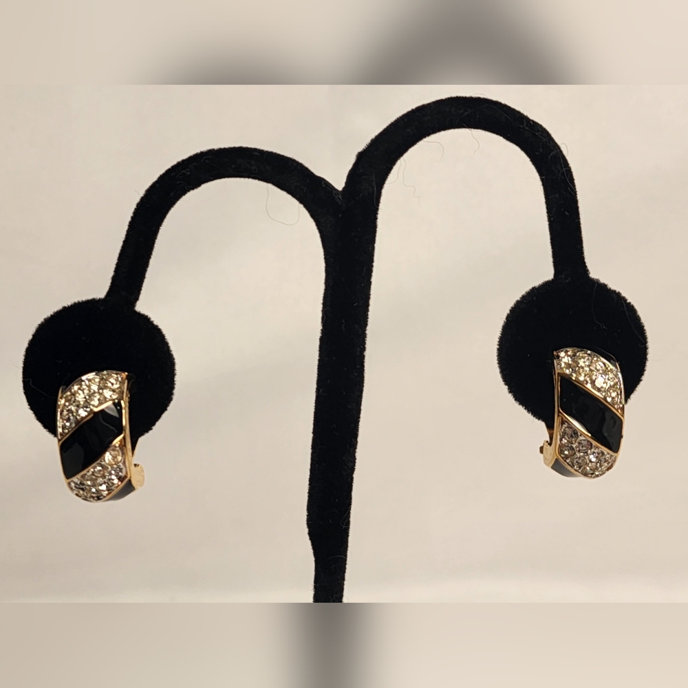 Vintage Goldtone Black Enamel Nina Ricci Clip-on Earrings With Rhinestones - Picture 3 of 10